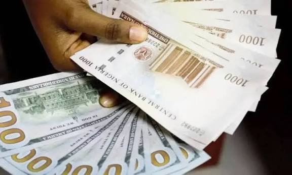 Naira Gains as External Reserves Hit $52.25 Billion