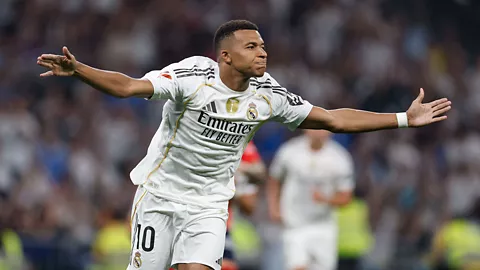 Mbappé Double Fires Real Madrid to 4-1 Win Over Rayo Vallecano