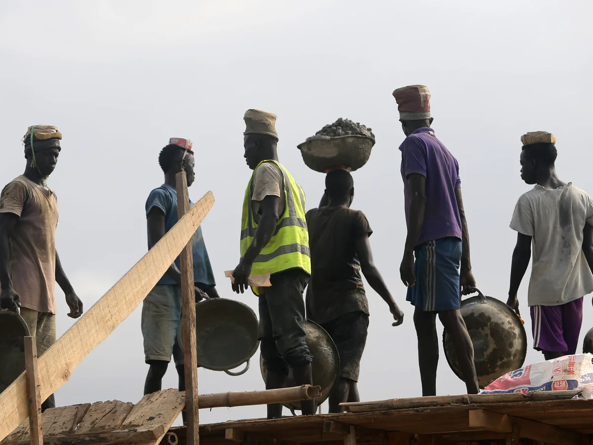 Federal Workers Demand N300,000 Minimum Wage, N1.5m Top Salary